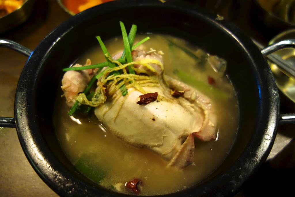 Ginseng Chicken Soup with Glutinous Rice Stuffing | ToTT Store